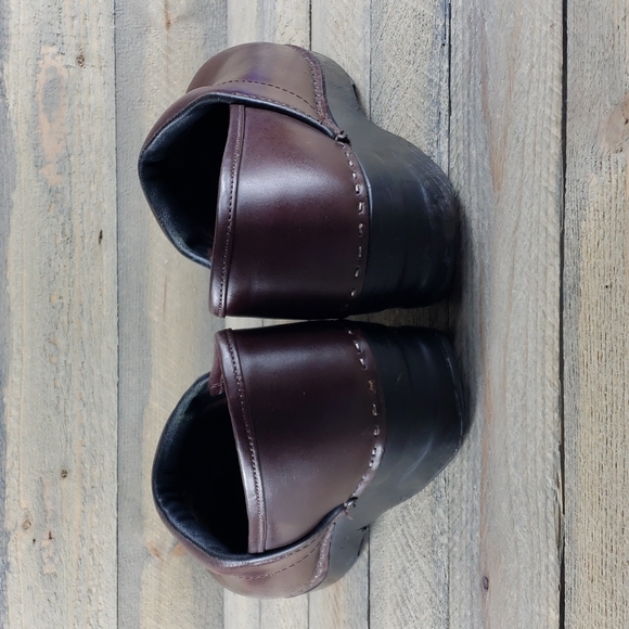 LL Bean Womens Brown Leather Comfort Mocs Sz 9 - Picture 3 of 8